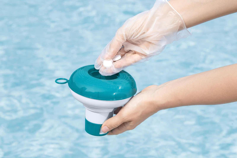 Pool &amp; Hot Tub Chlorine Dispenser 5" Chemical Floater