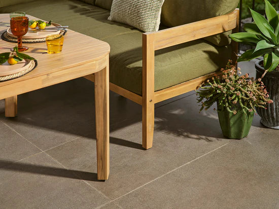 Garden Dining Set 02