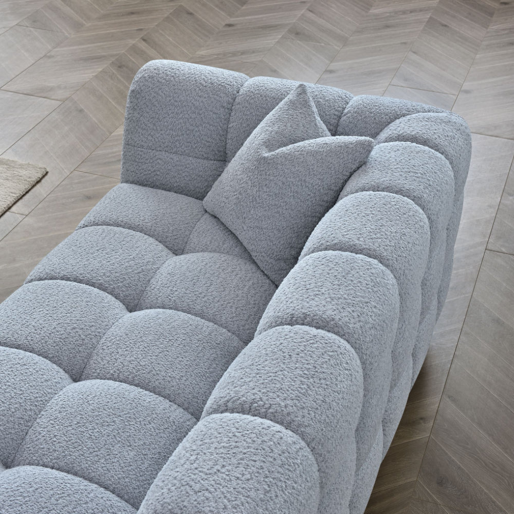 The TriBeCa Boucle