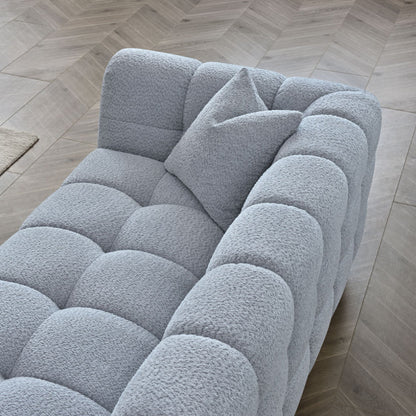 The TriBeCa Boucle